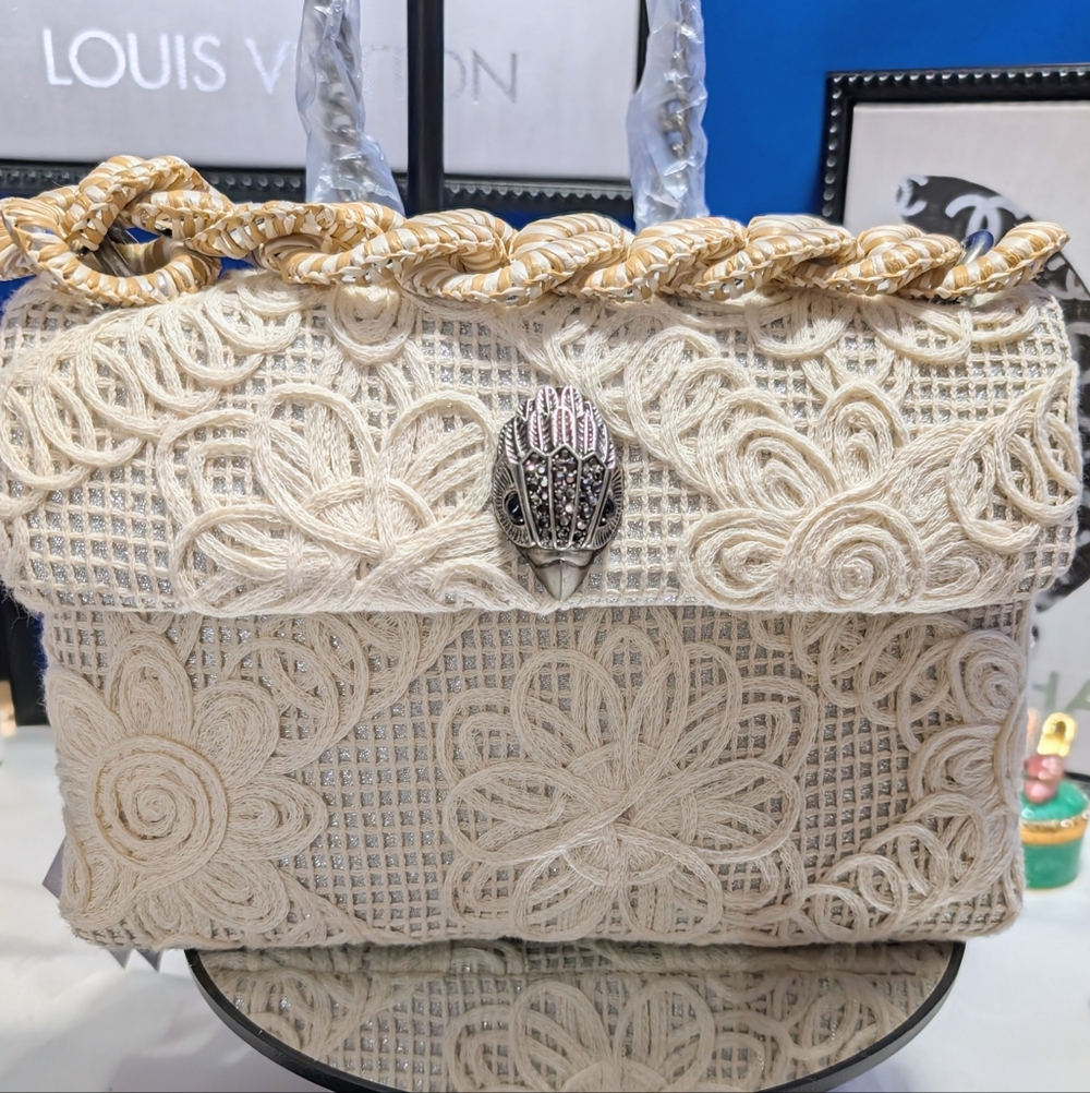 Kurt Geiger Md Kensington With Cream Embroidered Lace Exterior W/ Braided Handle - Picture 3 of 16